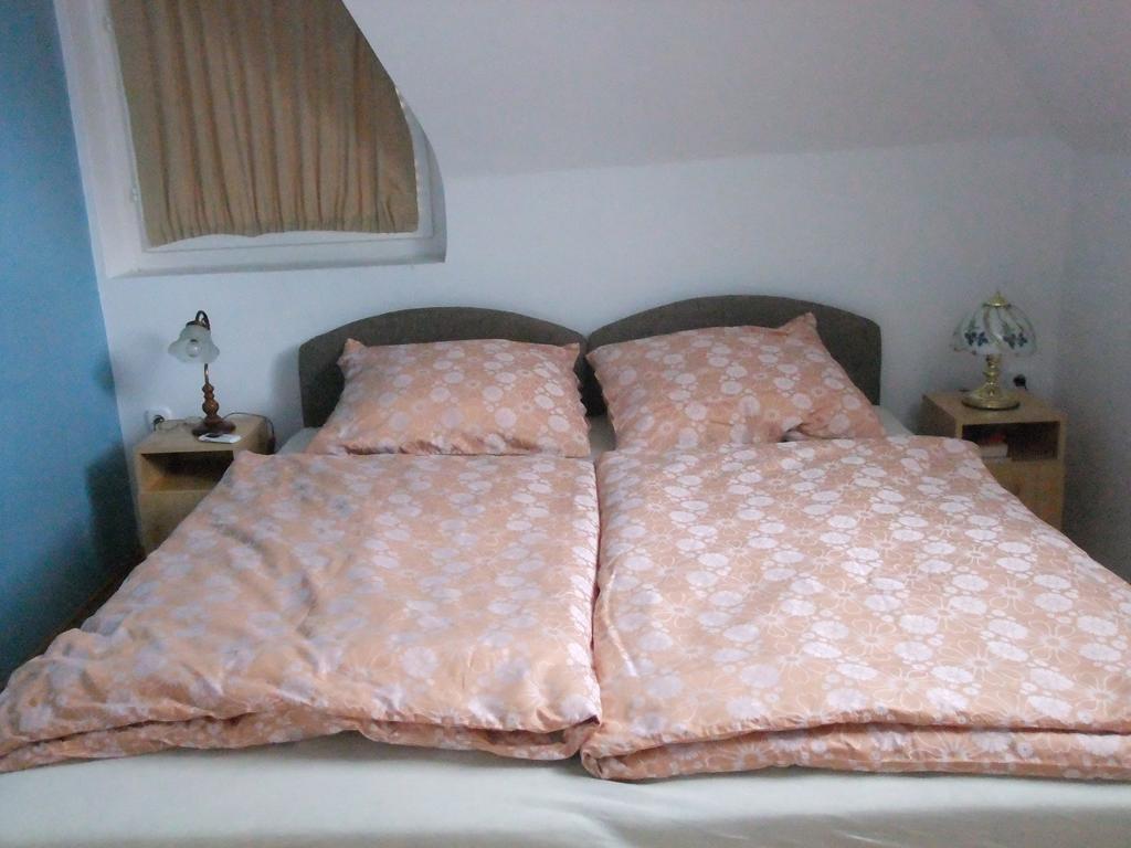 Levente Apartman บาลาตองโยรอค ภายนอก รูปภาพ