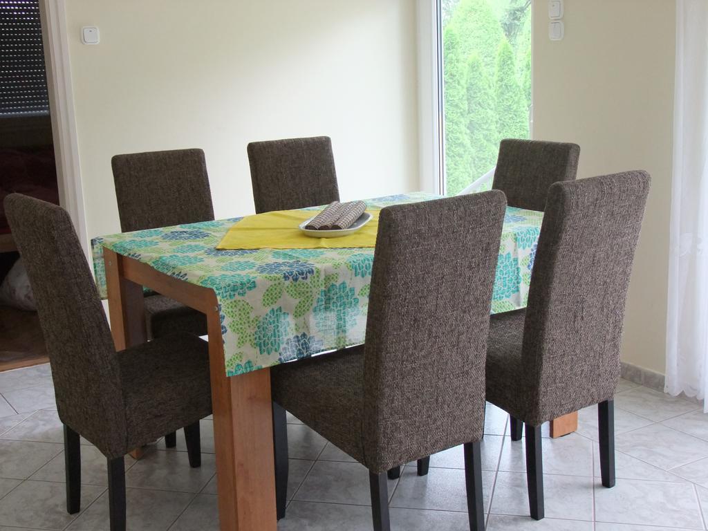Levente Apartman บาลาตองโยรอค ภายนอก รูปภาพ